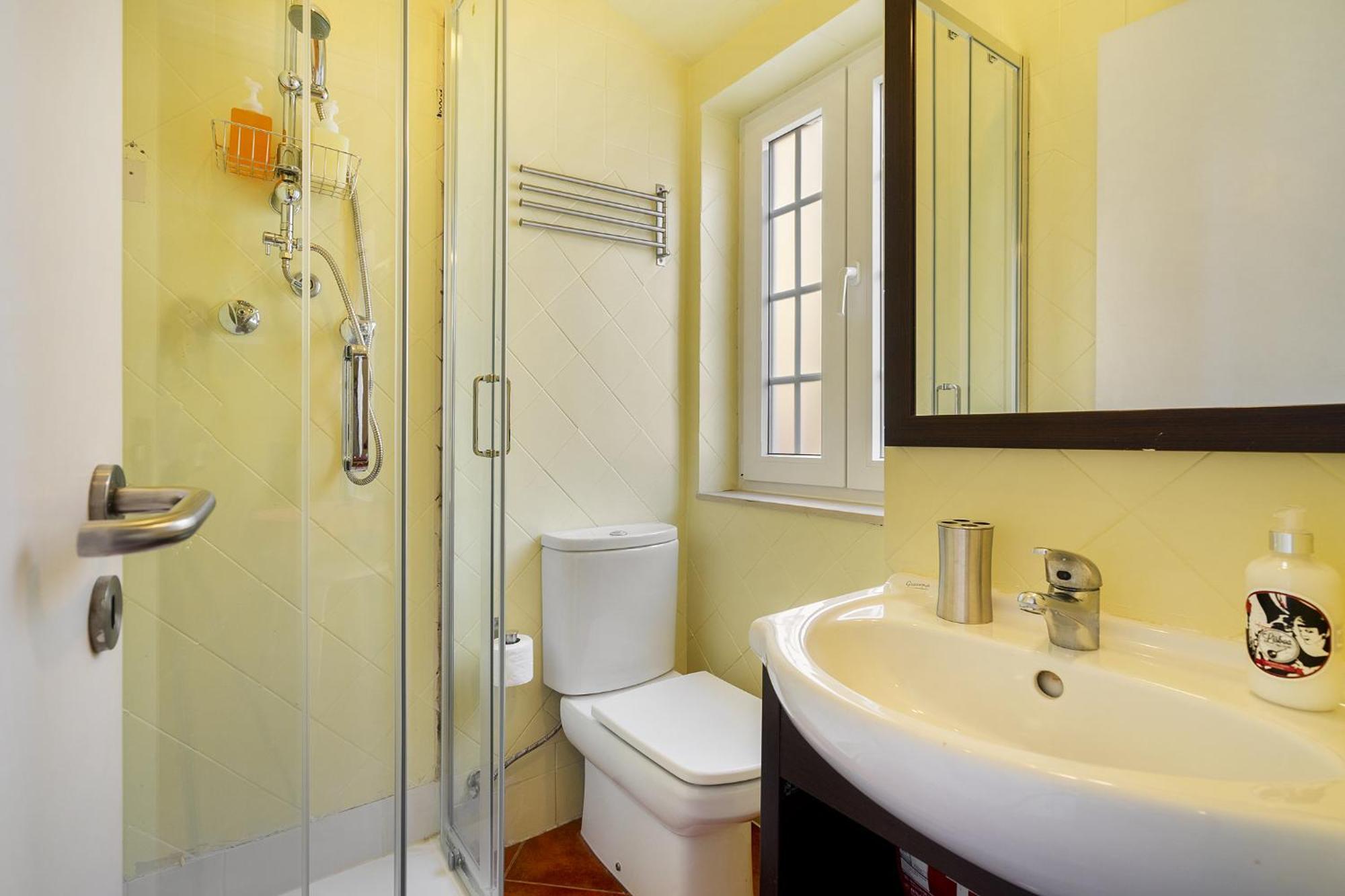 Whome Central Alfama Hideaway Perfect To Explore Лиссабон Экстерьер фото